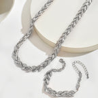 Women’s Fish Tail Set with Clasp