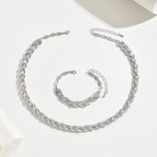 Women’s Fish Tail Set with Clasp