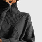 Women’s Geometric Pattern Turtleneck Sweater with Warmth
