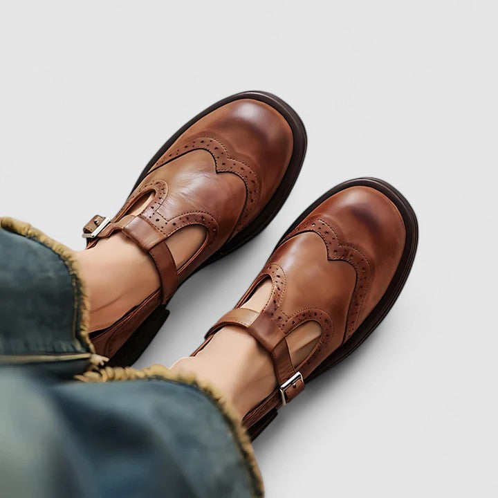 Women’s Shoes with Orthopedic Insole