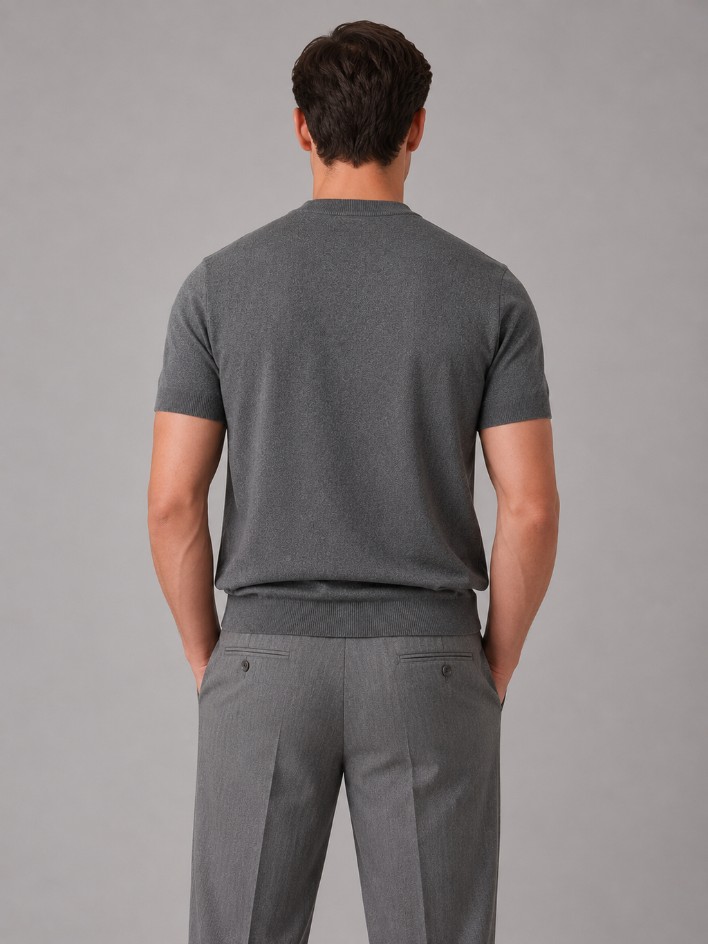 Men's Grey Knit Top with Crew Neck