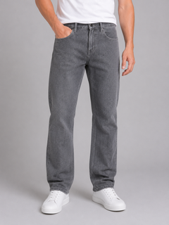 Men’s Straight Leg Jeans with Regular Fit