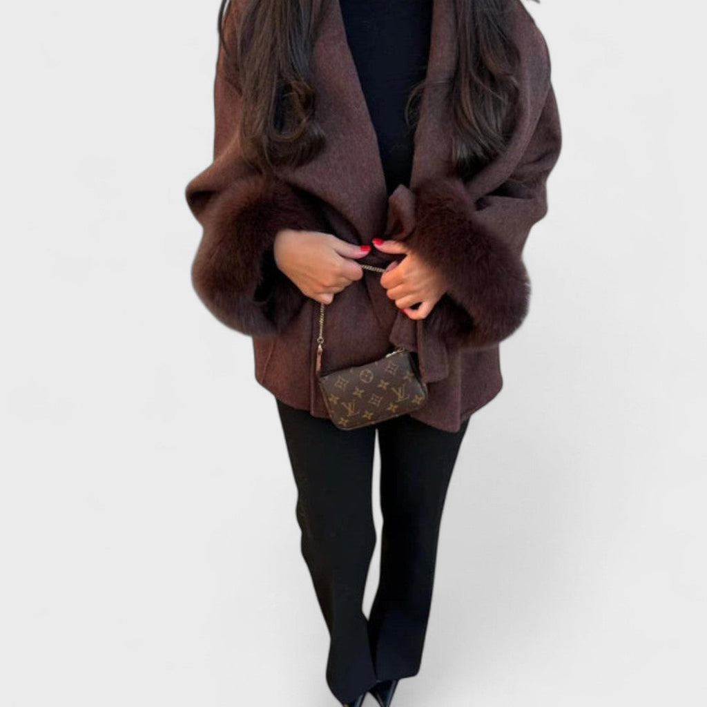 Women’s Elegant Coat with Removable Cuffs