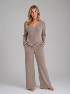 Women’s Ribbed Lounge Set with V-Neck Jumper